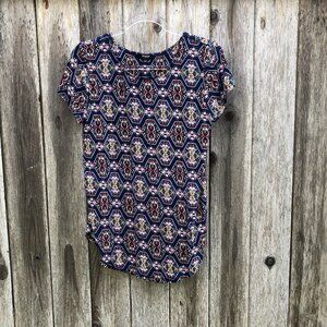 Premise Studio Colorful Boho Floral Pattern Short Sleeve Top Large